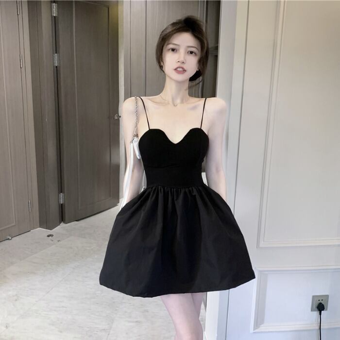 スタイルブラックドレス オータムショートスカート ハイウェストウェスト薄手Aライン ふわふわ 秋物 ガールズファッション34354137800
