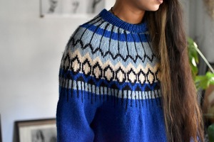 70's- -vintage- "Nordic knit sweater" "blue"