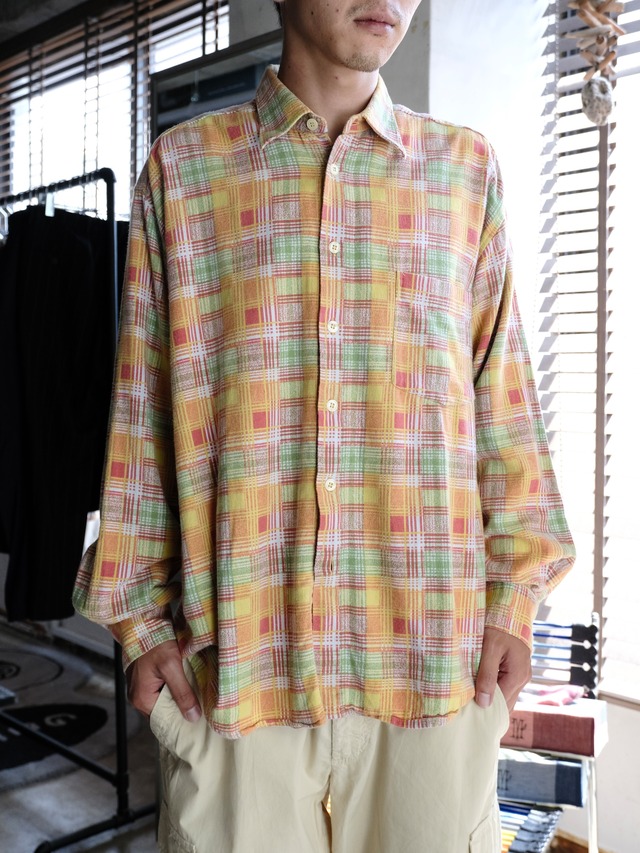 Used L/S check shirt