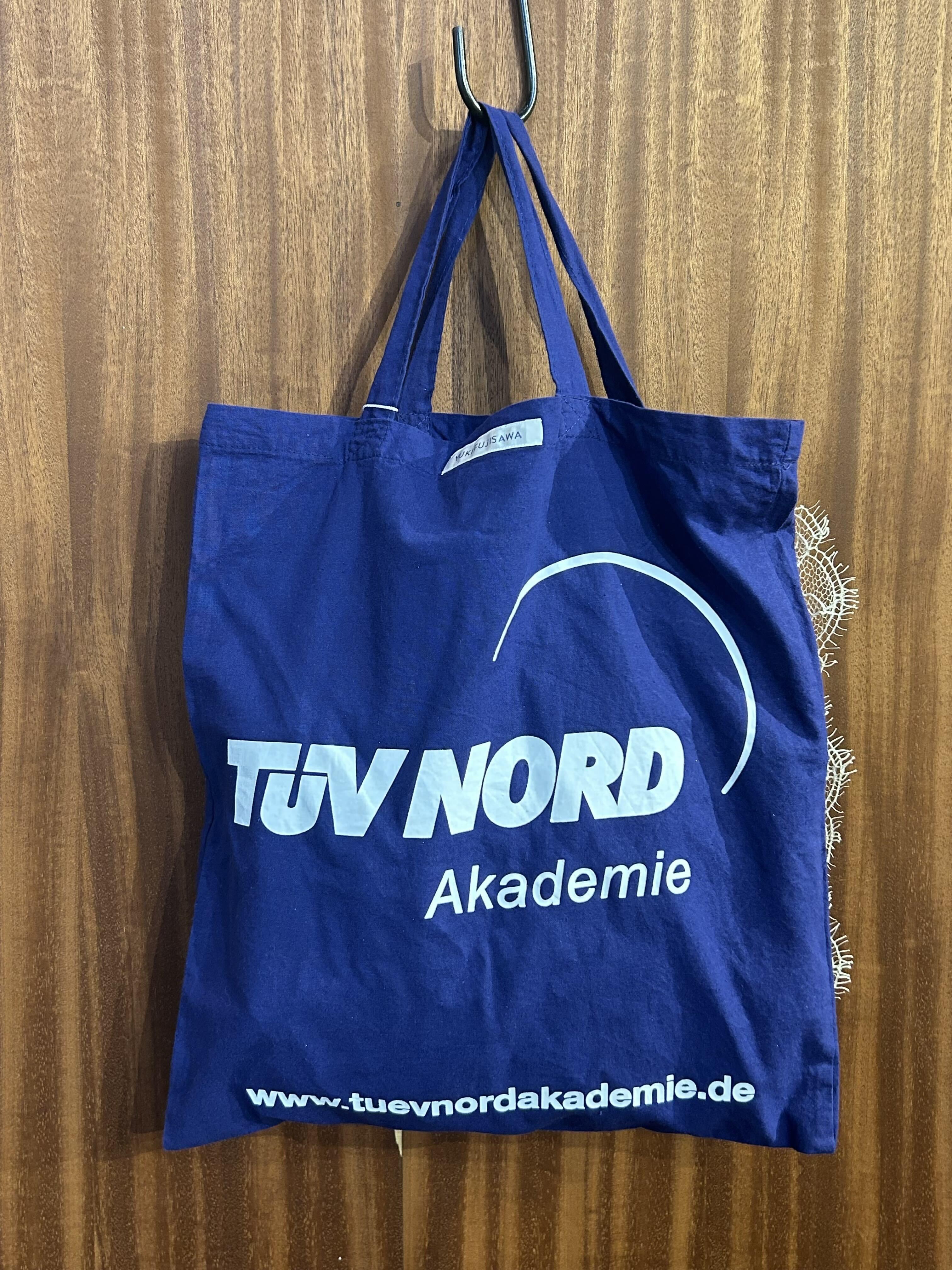 Yuki 10th Album + トートバッグ付き シリアルナンバー付き YUKI FUJISAWA『Foil tote bag／No.03296』 | 本屋B&B