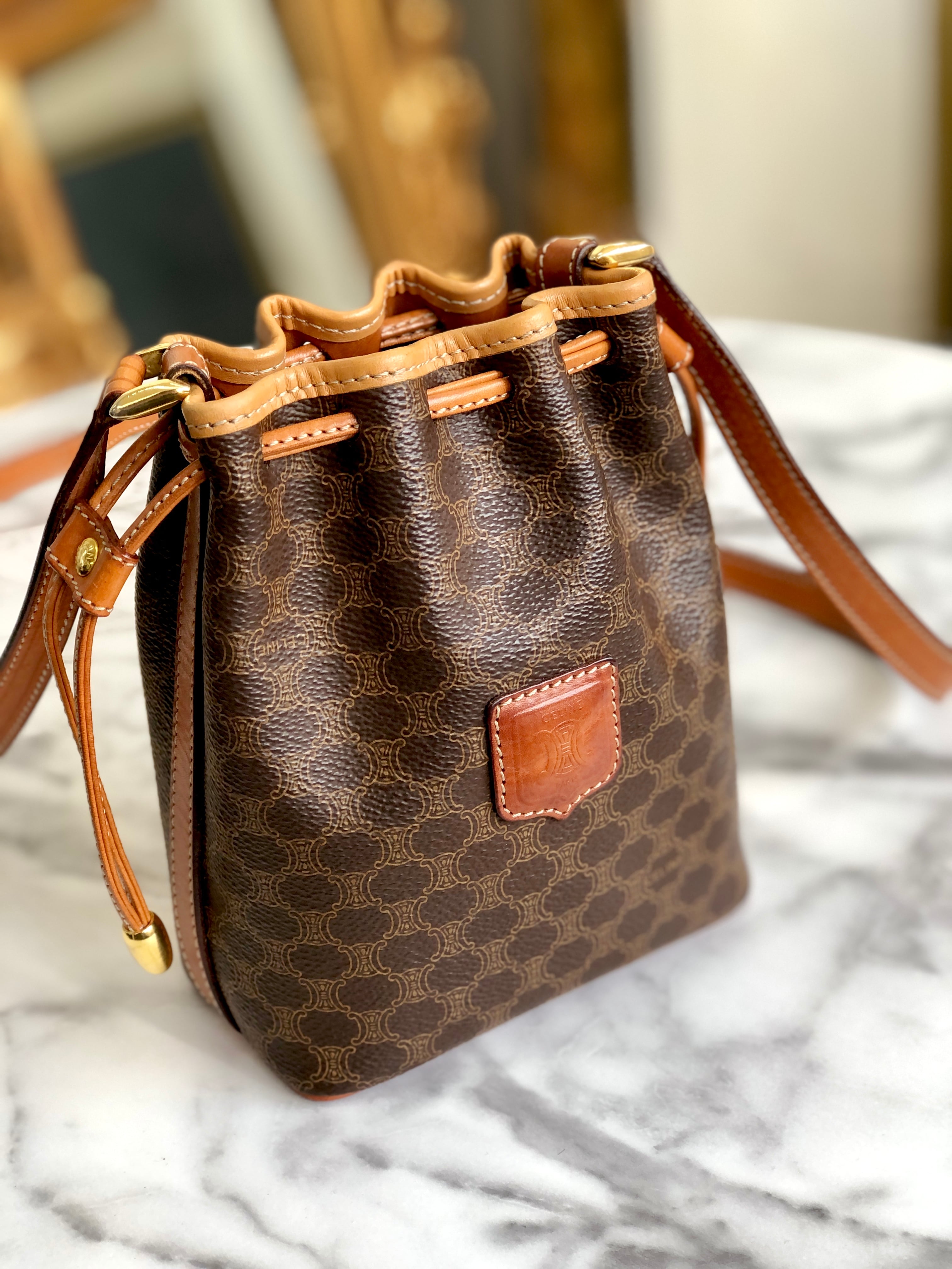 CELINE セリーヌ マカダム ブラゾン型押し ミニバッグ 巾着 ドロー