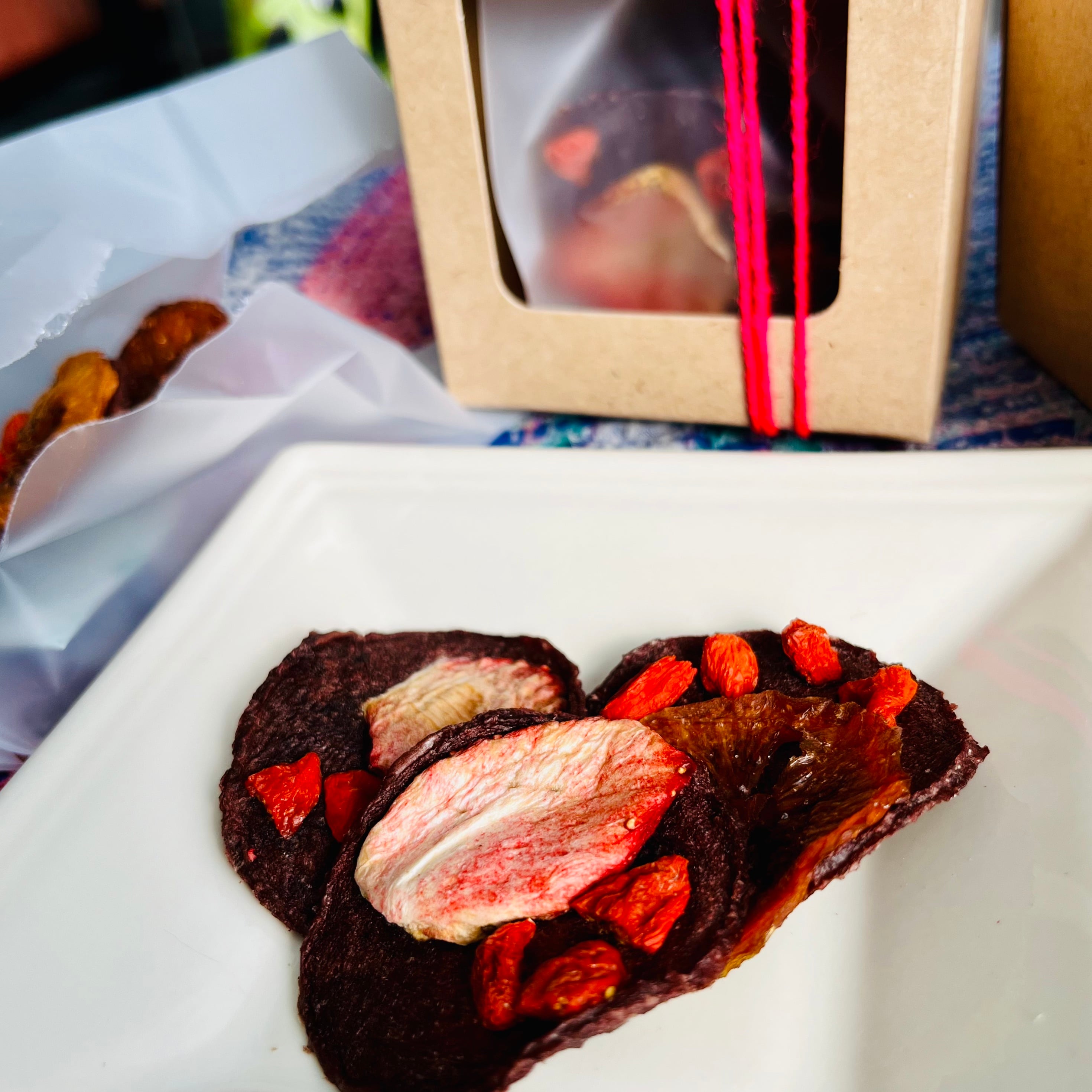 HAPPY VALENTINES DAY 2026 シカミンチ＋フルーツチップス