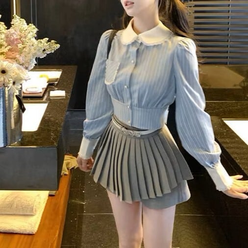 ストライプクロップドフリルシャツ