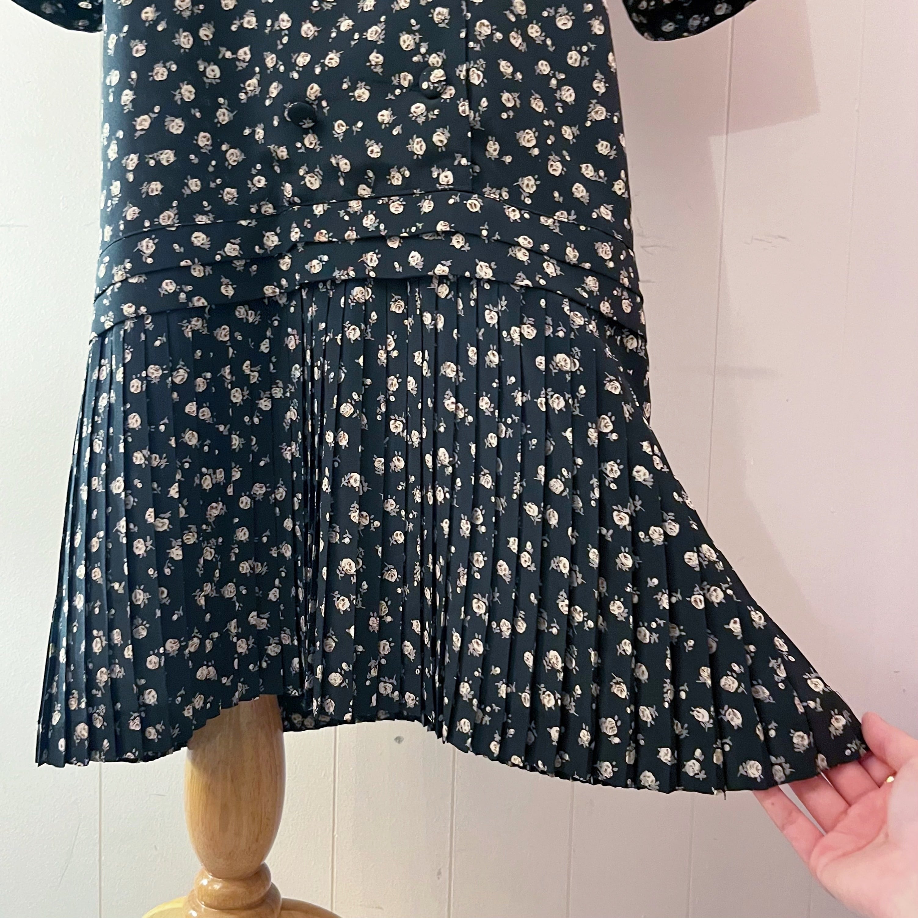 mini rose lace collar one-piece