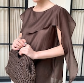 アシンメトリーフリル シアーブラウス