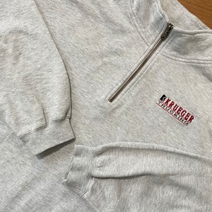 【SPORT-TEK】企業系 ハーフジップ スウェット プルオーバー KRUEGER TRUCKNG ワンポイント 刺繍ロゴ XL ビッグサイズ US古着