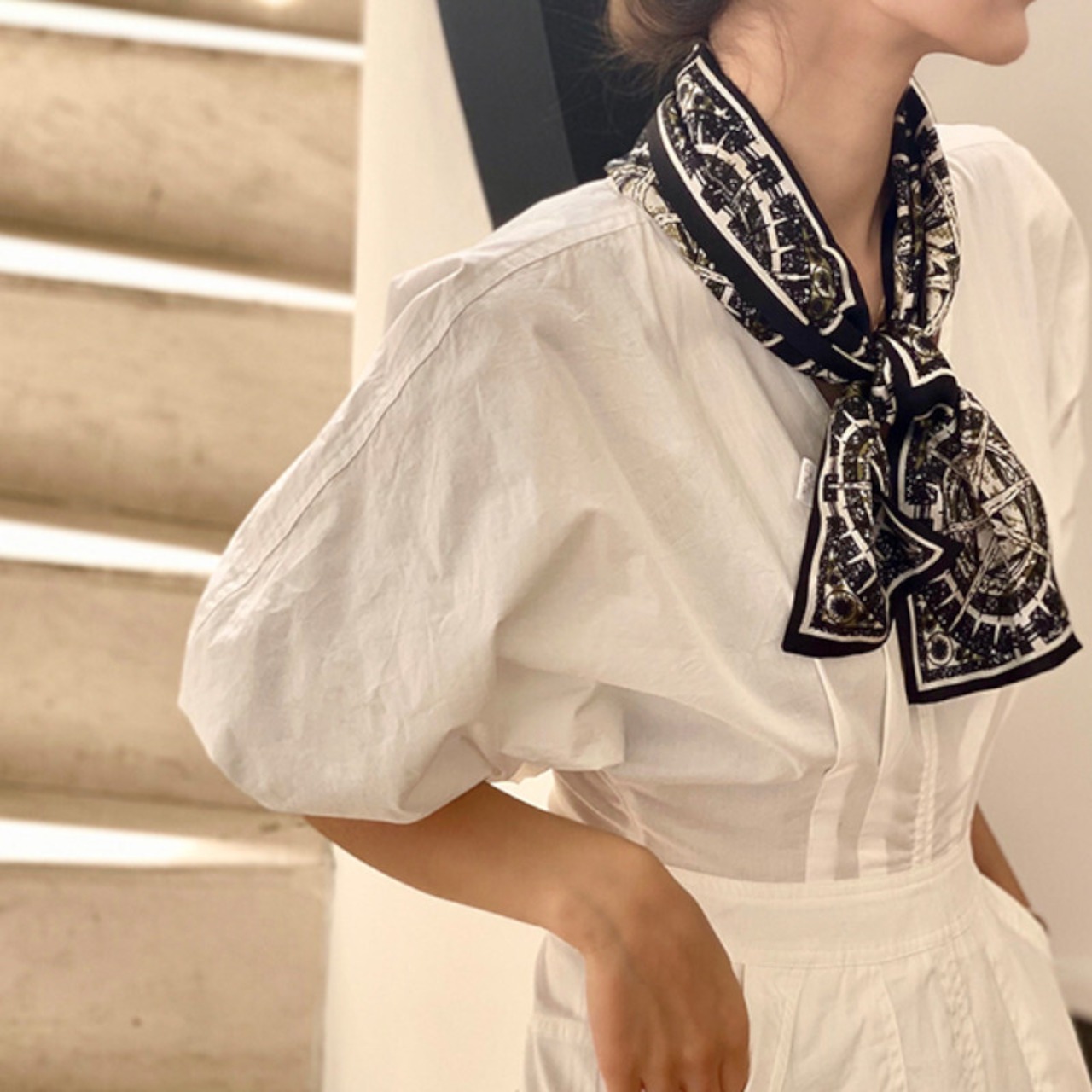 ソフトサテンプリントスカーフ W10233