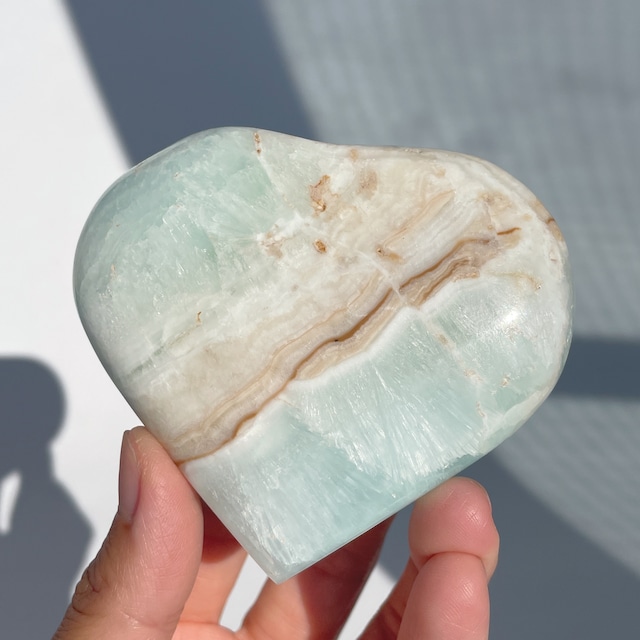 カリビアンブルーカルサイト ハート65◇Caribbian Blue Calcite◇天然石・鉱物・パワーストーン