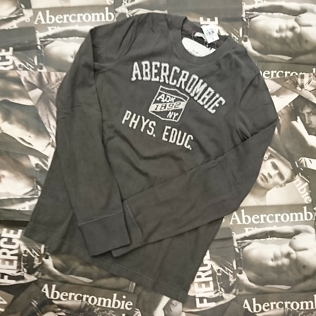 Abercrombie&FitchメンズＴシャツＳサイズ