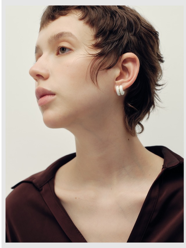 Pierce -Black/White-