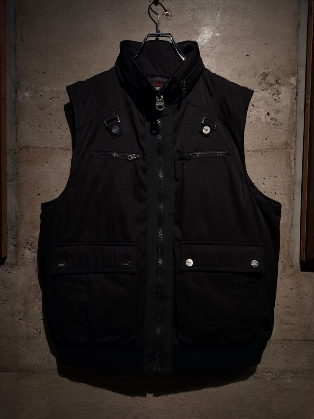 【Caka】"COOGI" Technical Gimmick Design Loose Padded Vest
