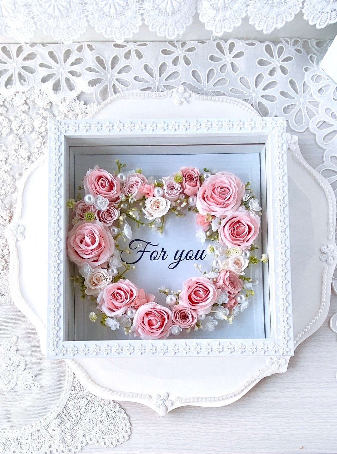 【HGF-01】 【ことばの花束フレーム】For you| やさしいピンクのハートリース| 木枠ガラスフレーム| メッセージ入り・大人のギフト| バレンタイン・記念日・誕生日に