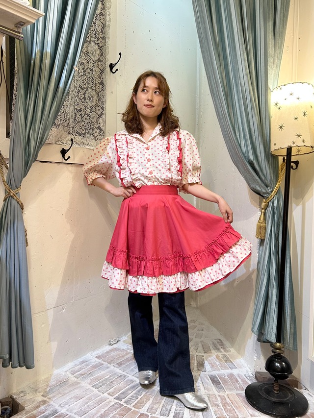 70's 80's pink dot frill set up