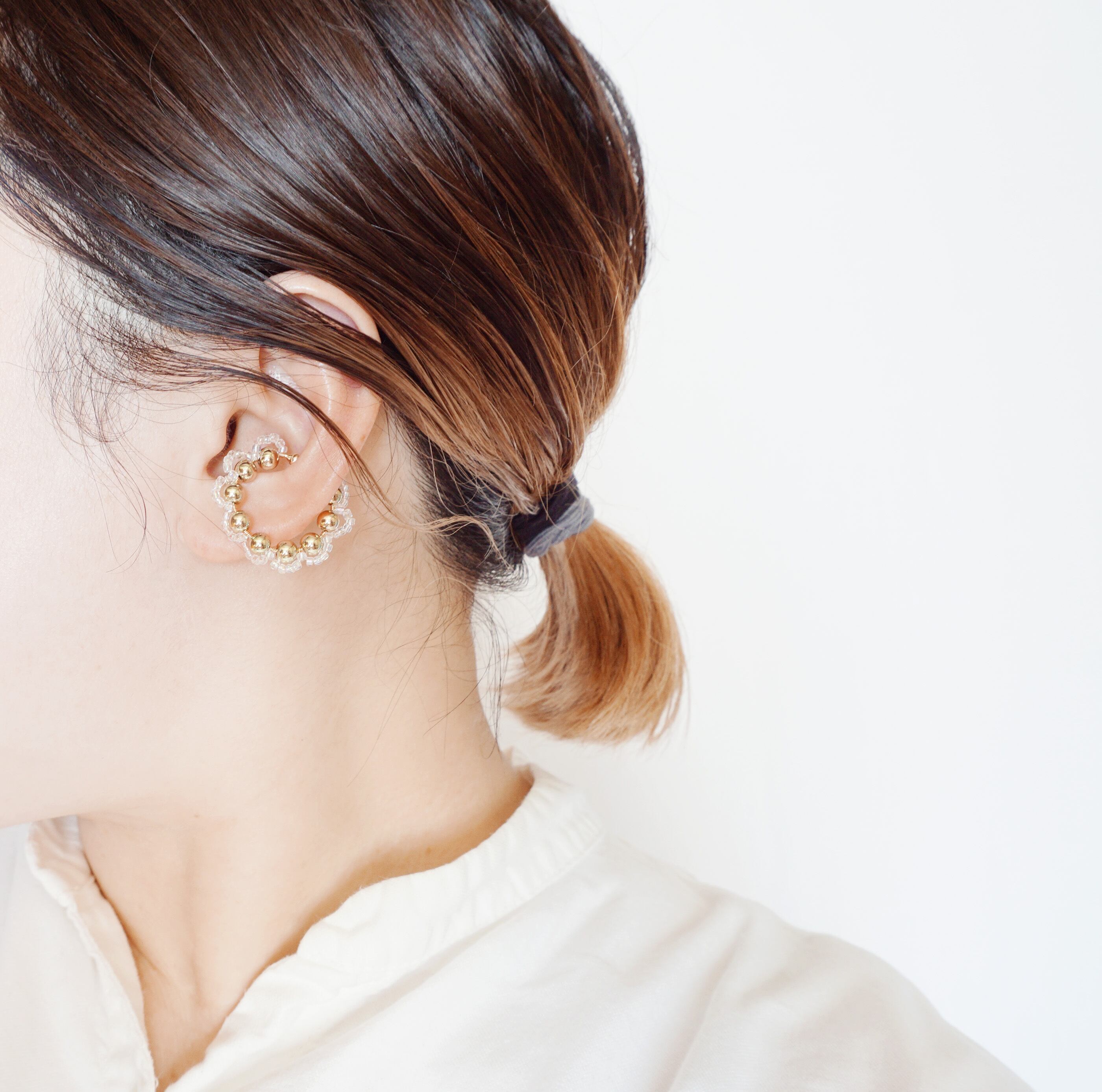 ＜Rollo～イロヅクビジュー～＞イヤーカフ『 Dreamy × Vintage White 』