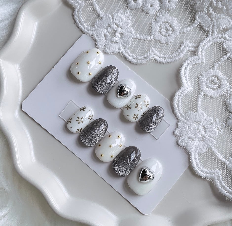 29))ネイルチップ フレンチガーリー ホワイトネイル ミラー