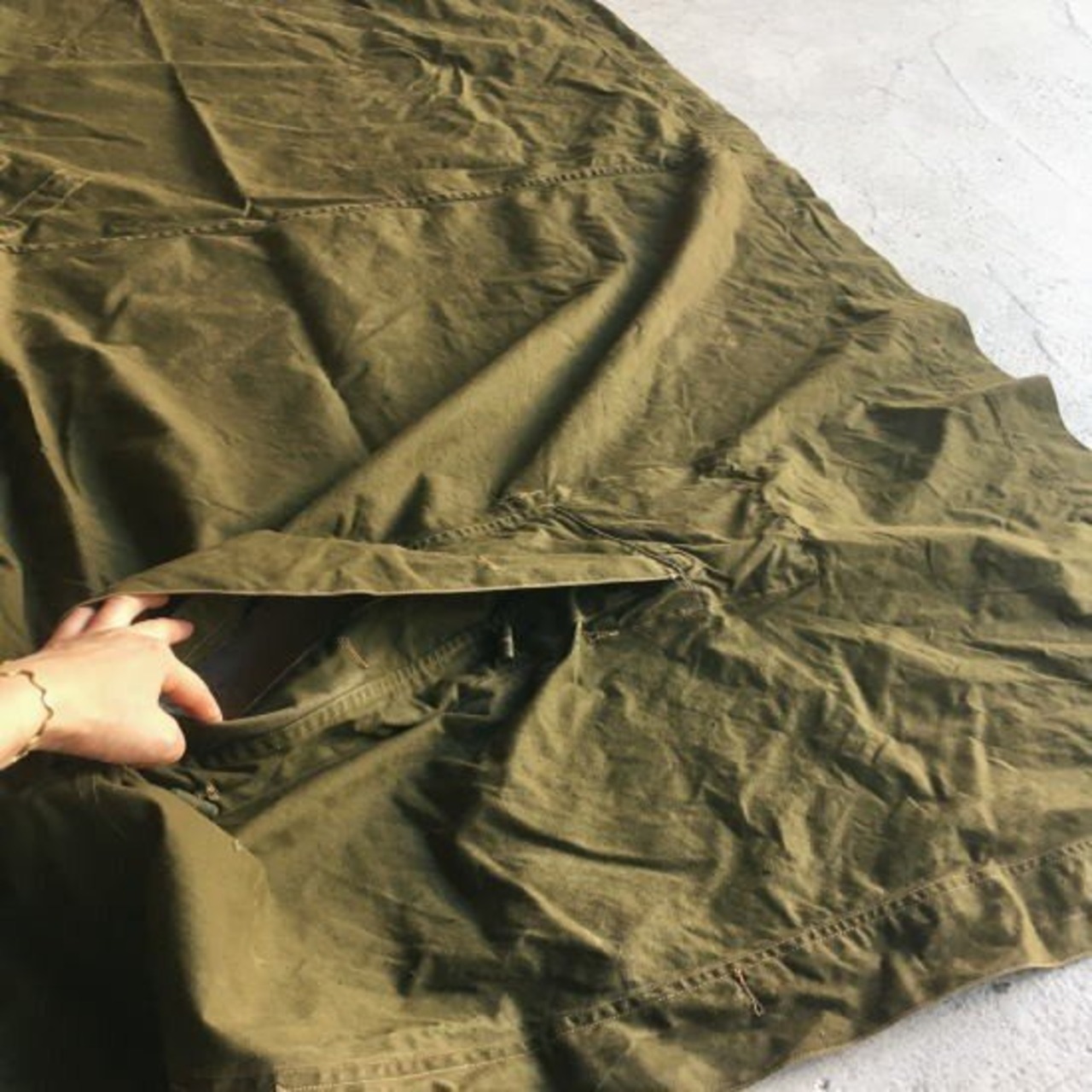 ルーマニア軍　テントシート　オリーブ