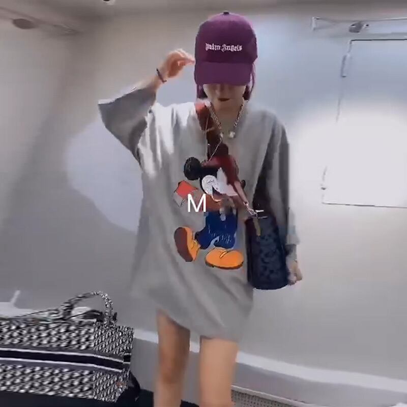 2020年の新しいプラスサイズの女性の秋の服ウエスタンスタイルの長袖Tシャツ太った姉妹200ポンドの漫画ルーズトップ ミックスインファッション33867509805