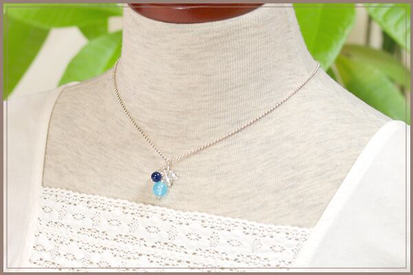 シーブルーカルセドニー＋ソーダライト＋水晶ペンダントトップ