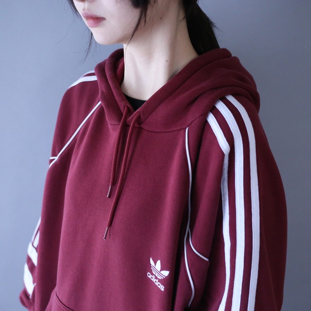 "adidas" 刺繍 logo good line design over silhouette sweat parka