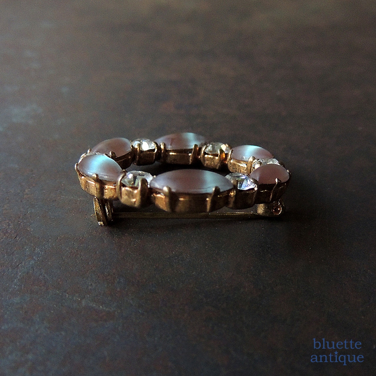 アンティークジュエリー サフィレット サークルブローチ