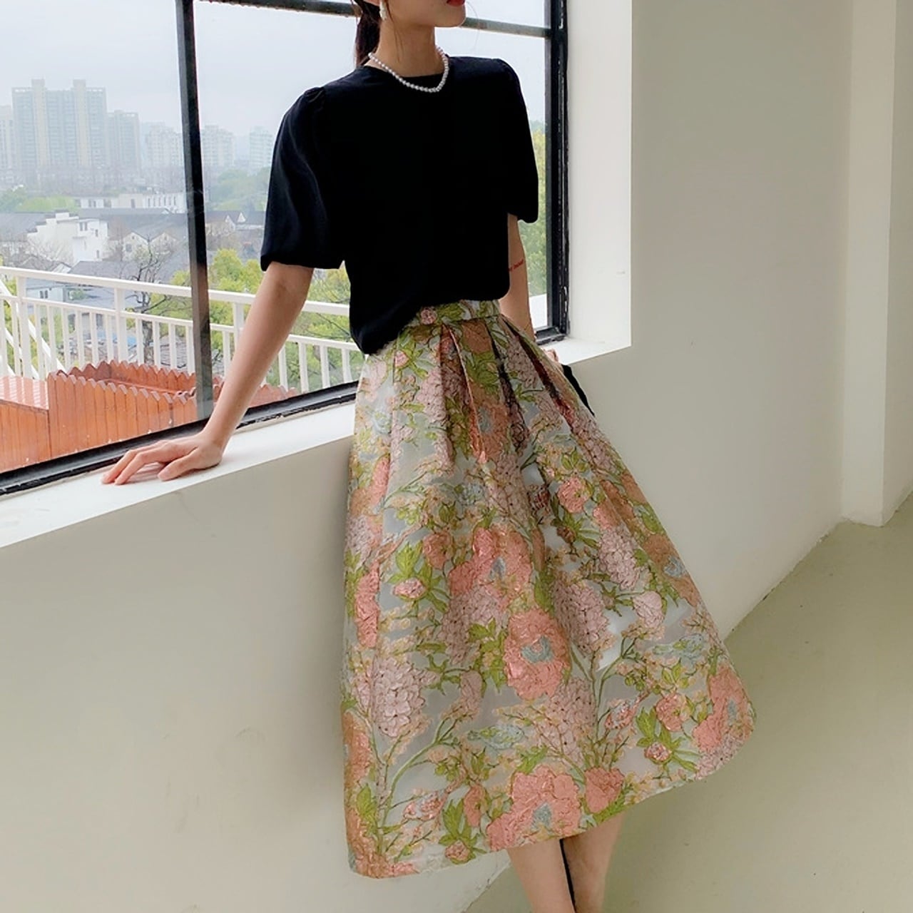 ハイウエスト花柄刺繍スカート A1091 | alliede
