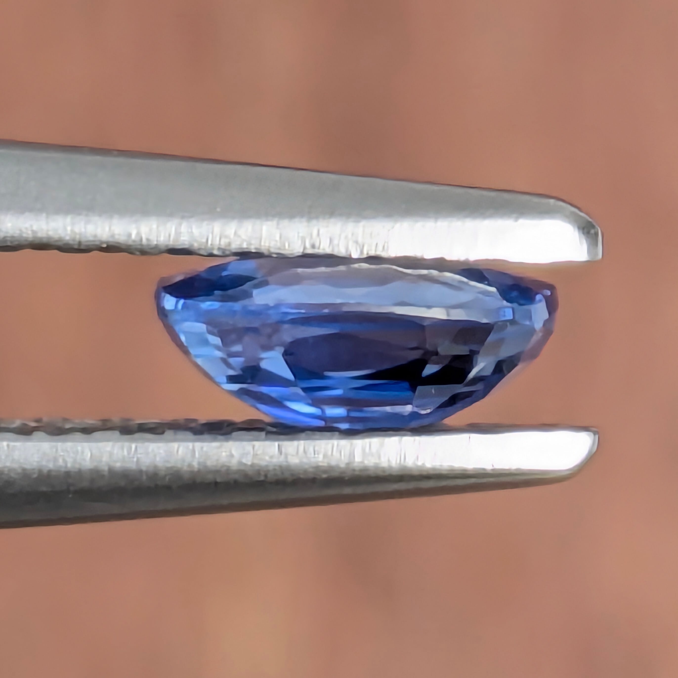 非加熱ブルーサファイアルース ミャンマー・モゴック産 【0.52ct