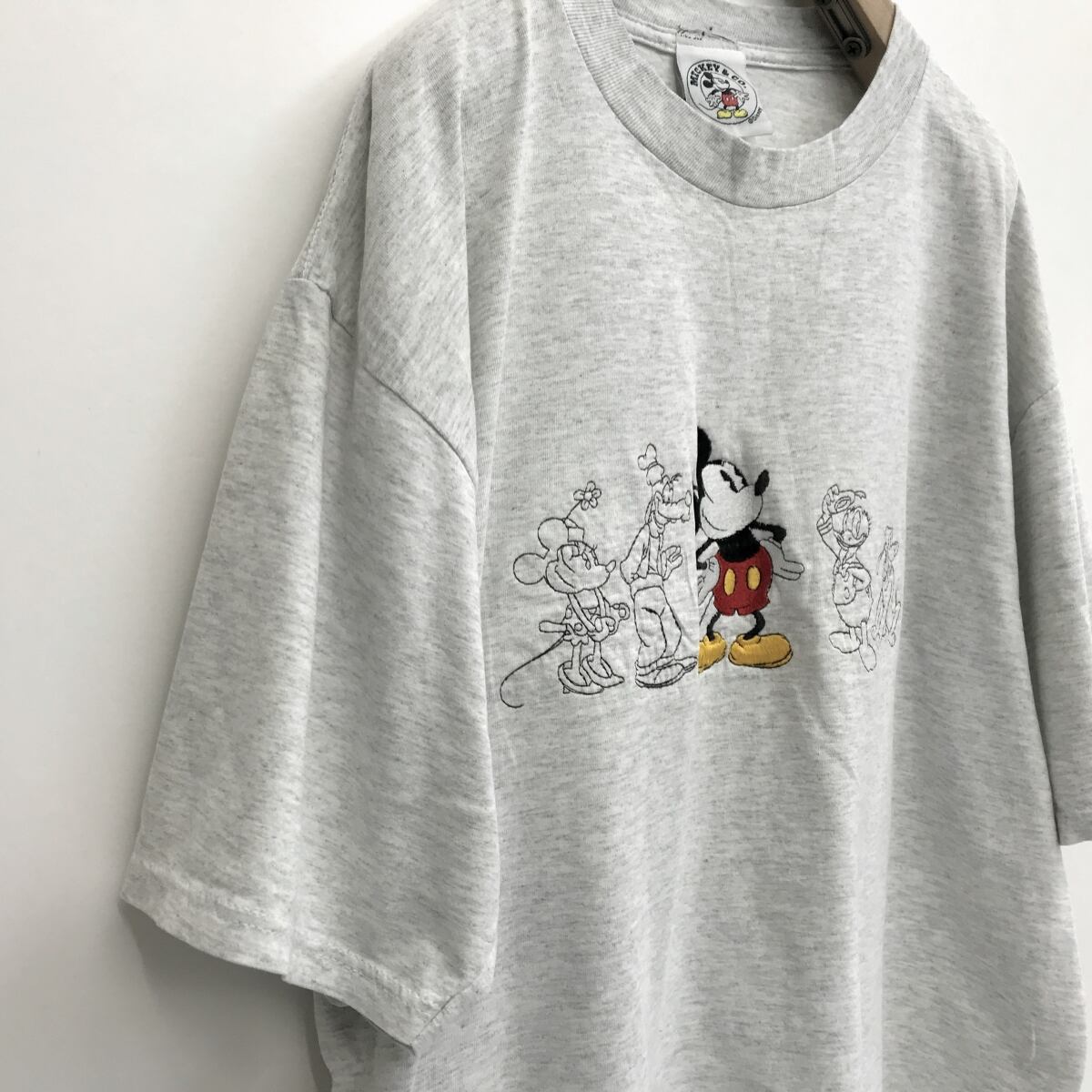 90年代 MICKEY＆CO. MICKEY MOUSE ミッキーマウス キャラクター刺繍Tシャツ USA製 レディースXL ヴィンテージ /eaa366322