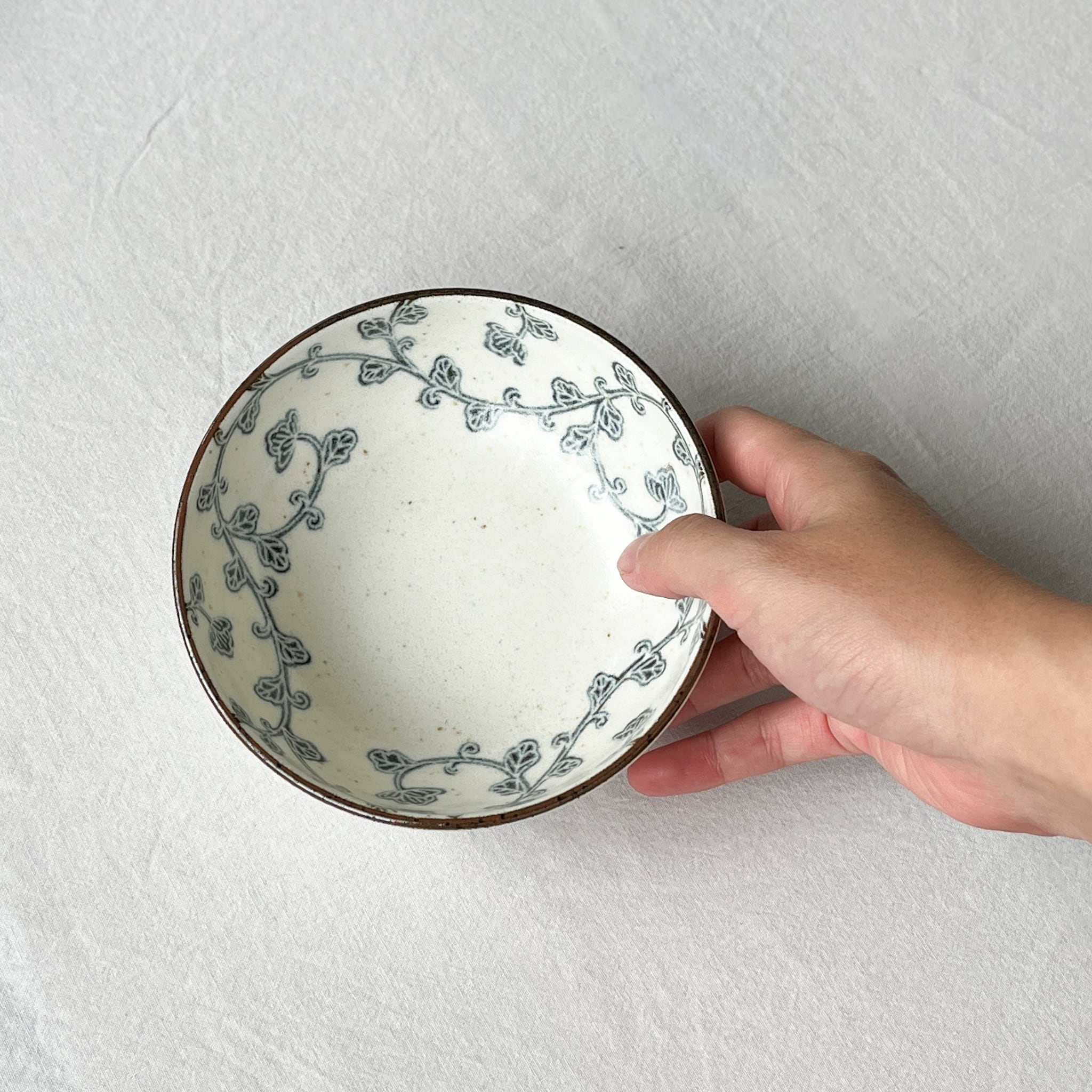 アンティーク唐草【小鉢】 | Kamani | 多治見で営む 美濃焼器のWebショップ