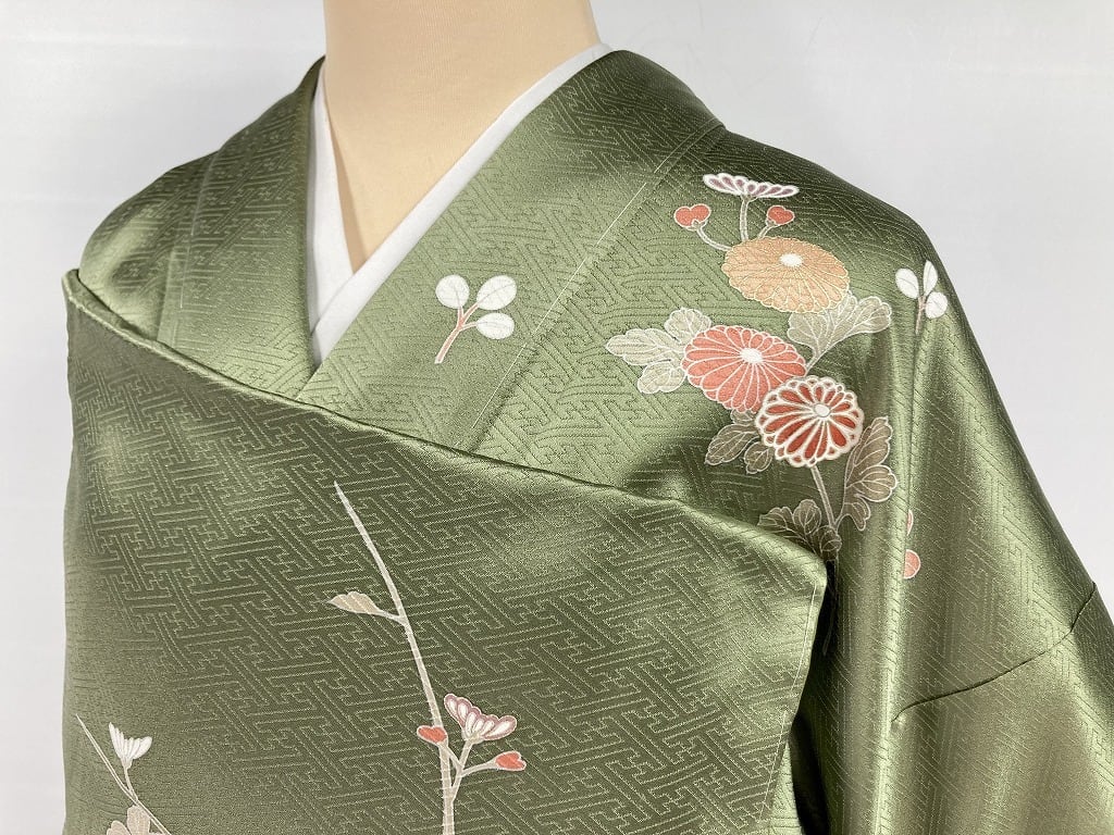 未使用 京友禅 金駒刺繍 秋の草花 訪問着 正絹 金彩 緑 ベージュ 950 ...