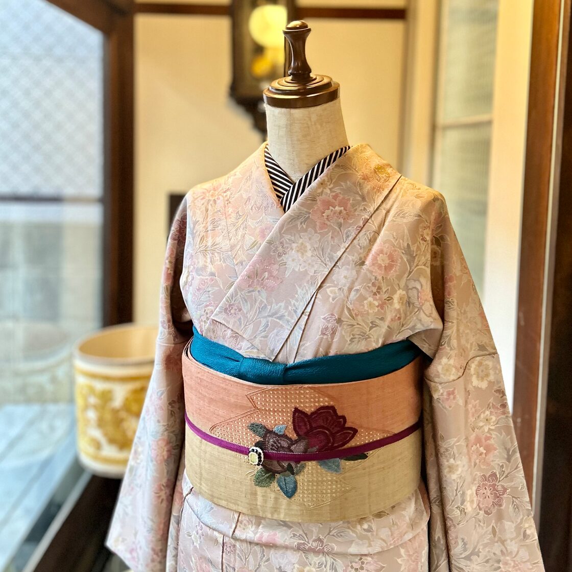 刺繍の絵画＊相良刺繍 スワトウ刺繍 汕頭刺繍 リサイクル名古屋帯 A554 