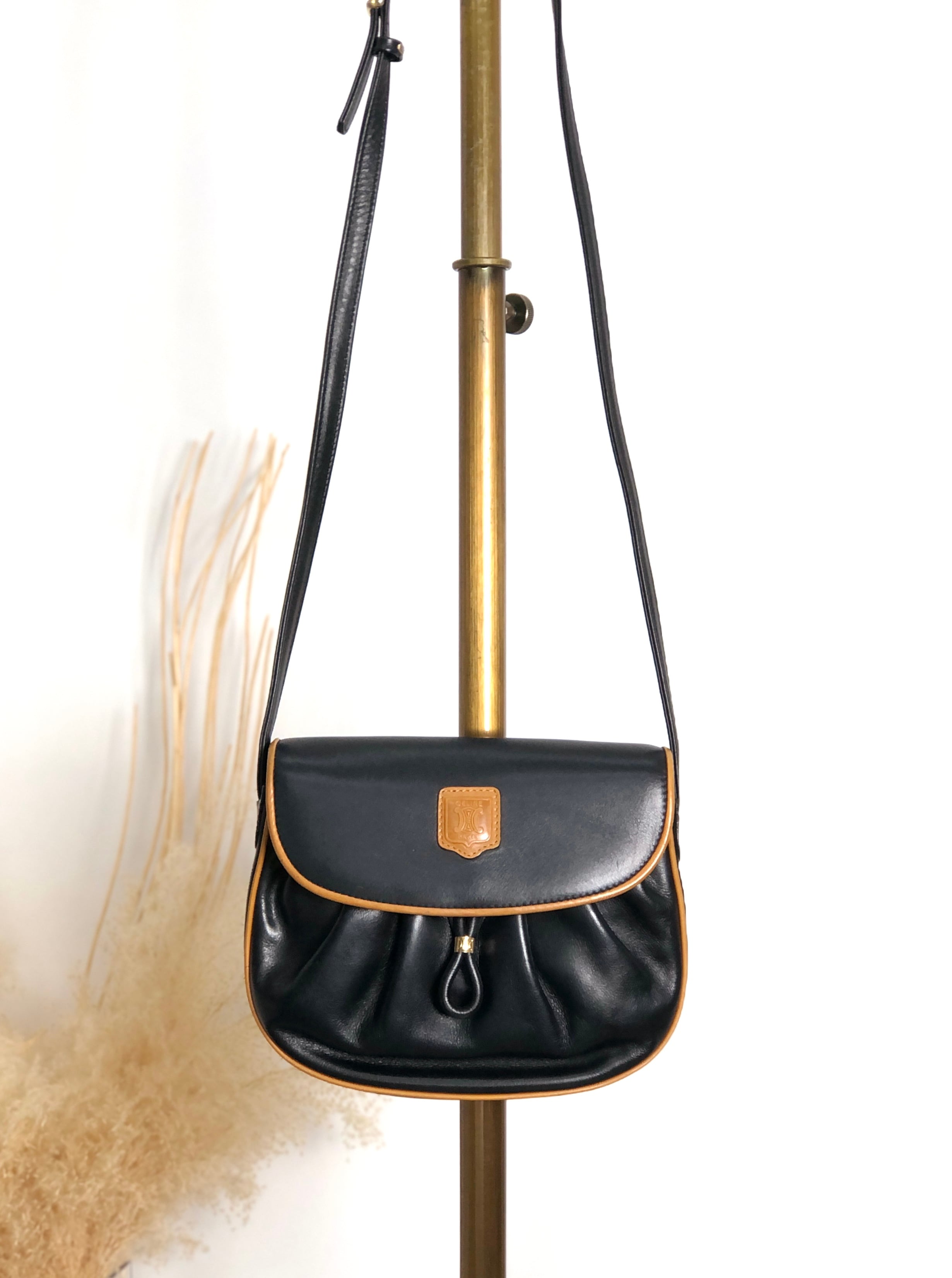 CELINE セリーヌ ショルダーバッグ ブラック×ブラウン ブラゾン型押し