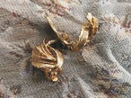 Vintage gold reaf earring
