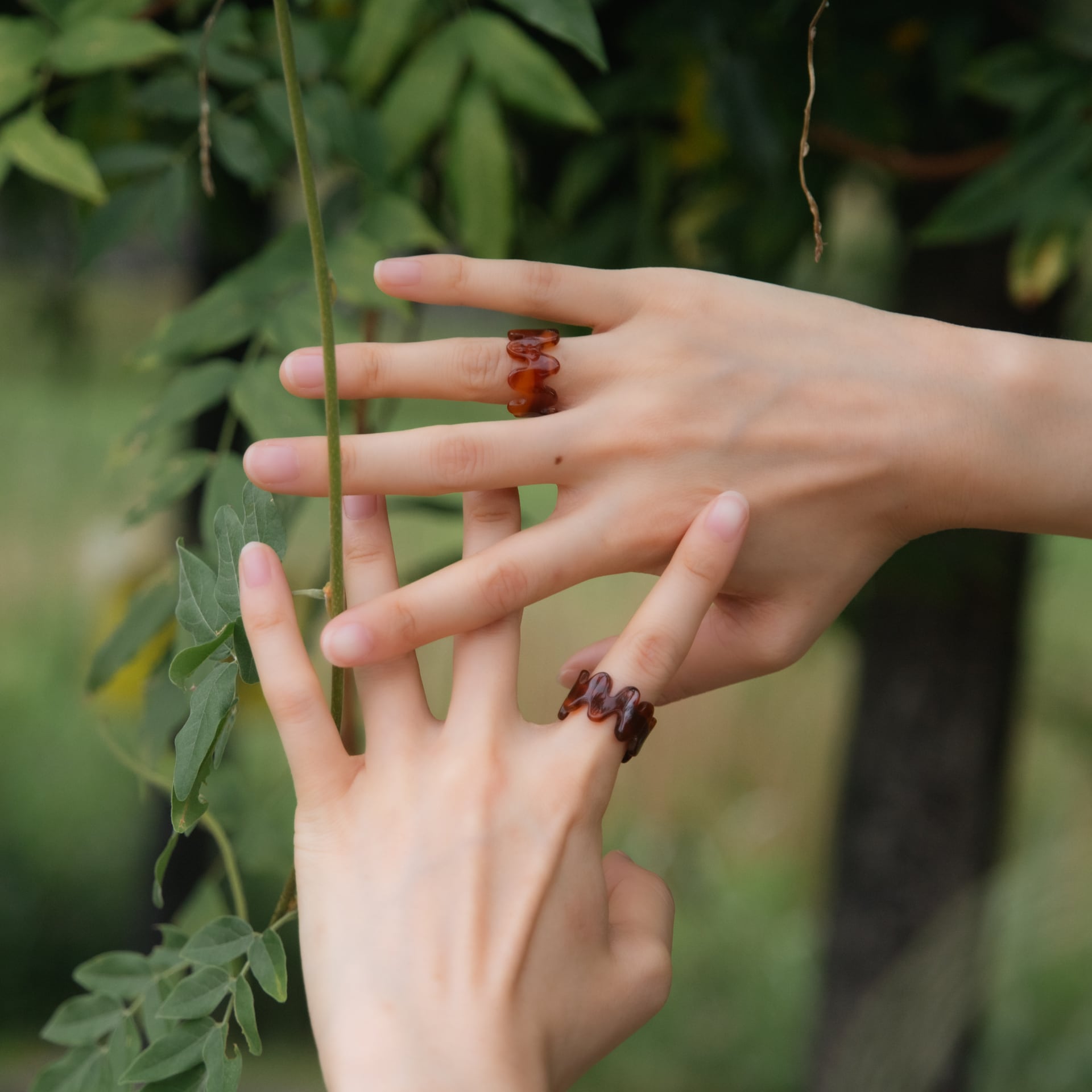 FLOWバングル べっ甲柄 | HAQC.