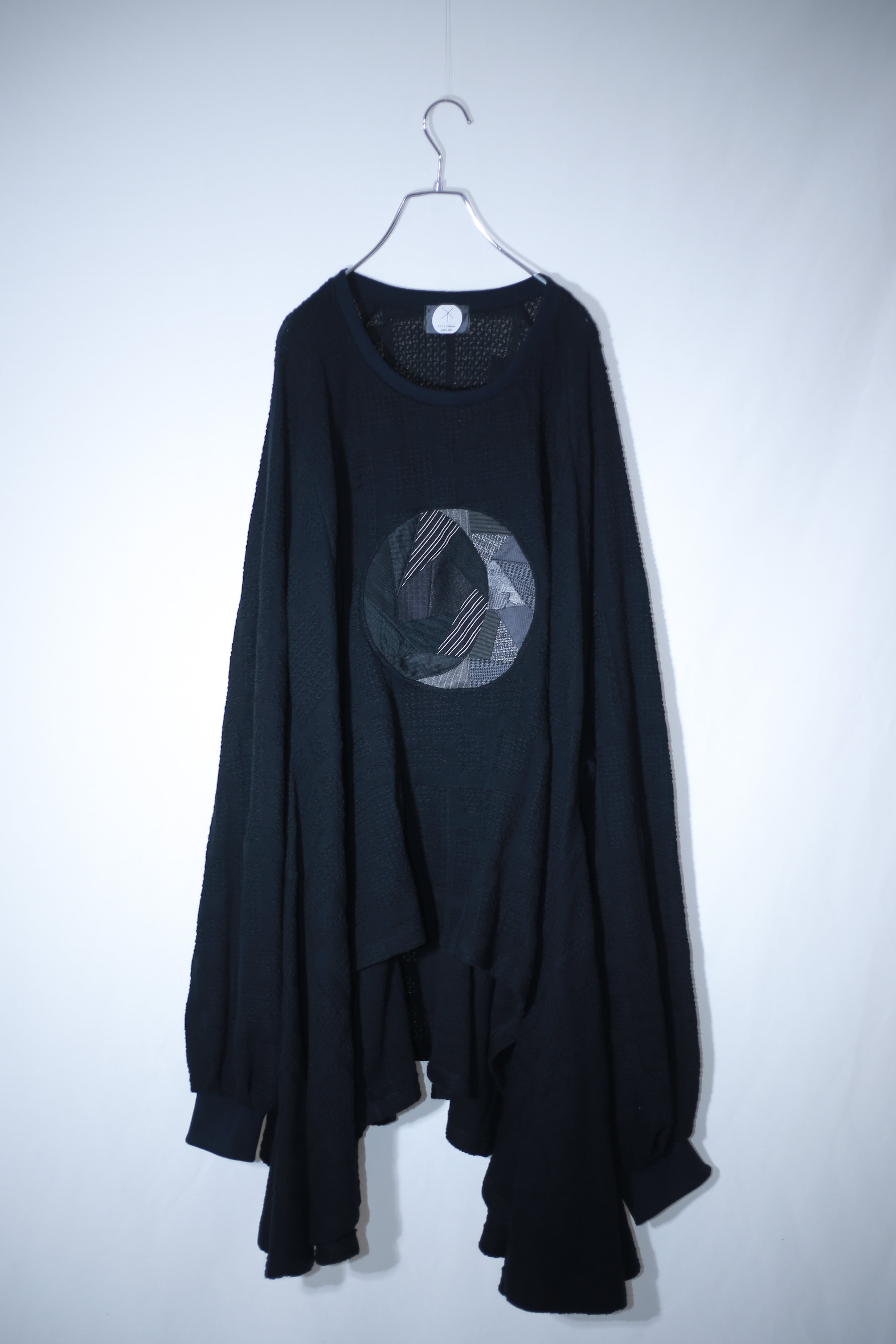 X-PO ○ crescent moon (black)