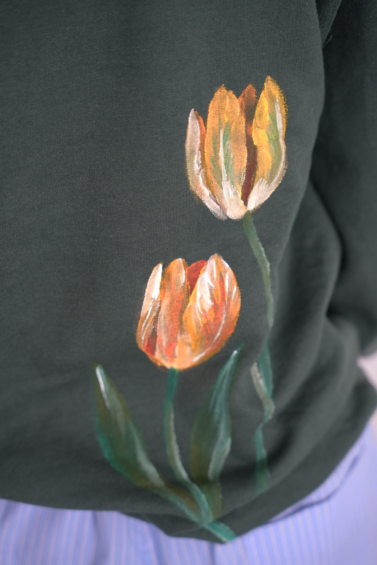 paint pullover green