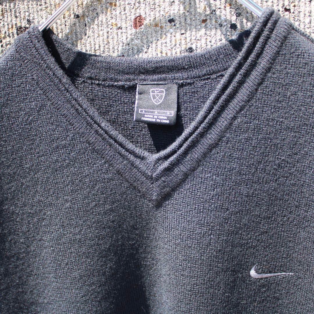 00's NIKE GOLF 前後ロゴ刺繍 黒 古着 ウールベストセーター 00's NIKE GOLF 前後ロゴ刺繍 黒 古着 ウールベストセーター