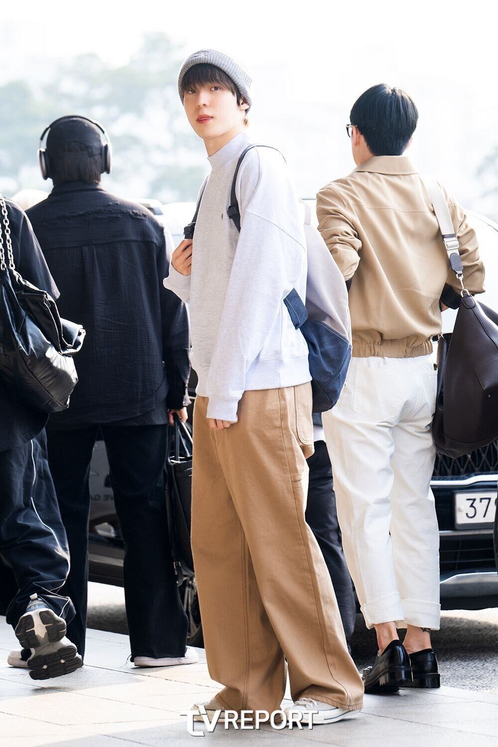 あんにゃ♡様COOLAバックペイントオーバーシャツ　ホワイト あんにゃ♡様COOLAバックペイントオーバーシャツ ホワイト あん