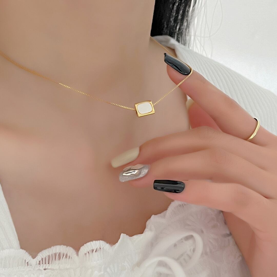 Clavicle Chain Butterfly Shell Square Necklace(2color) V674