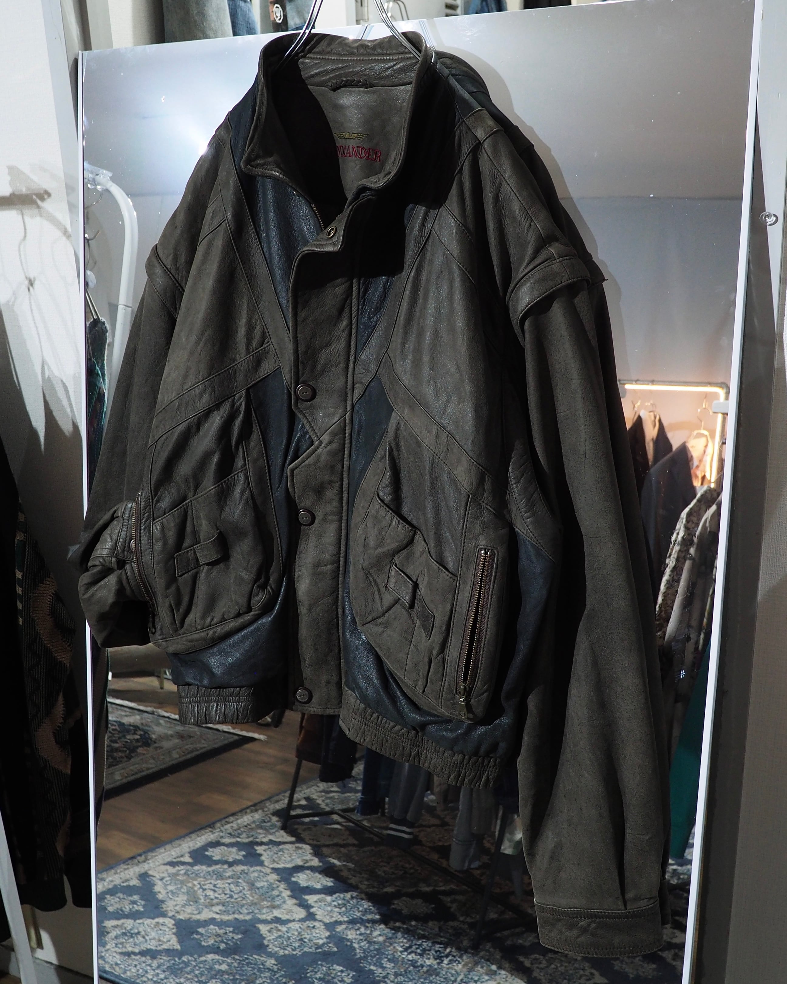 " 変形 × 分離 " Sleeve Detachable Gimmick × Panel Switching Vintage Loose Leather Jacket