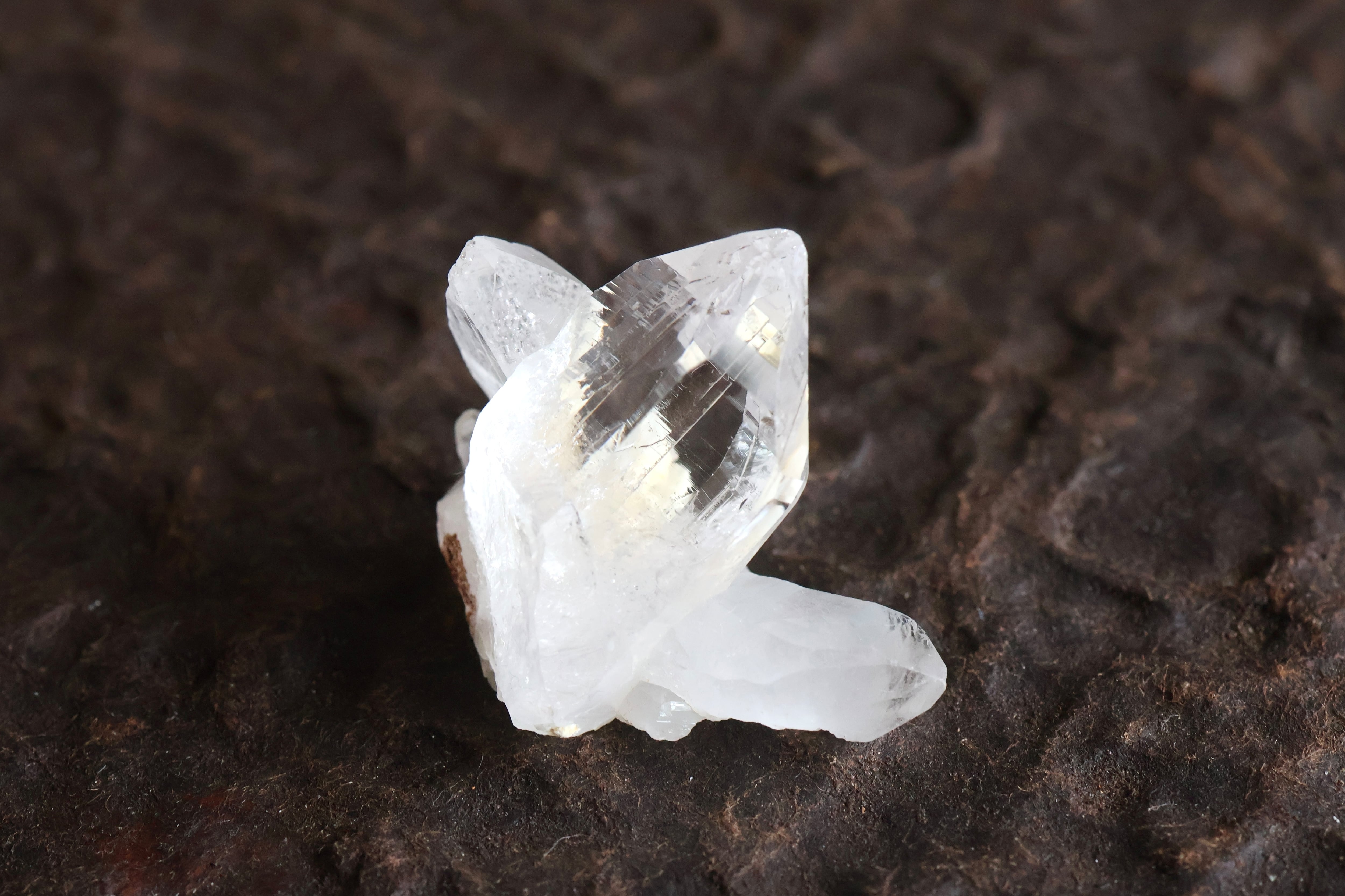 ヒマラヤ水晶 ガネーシュヒマール産 | 石垣島の夜光貝アクセサリーと