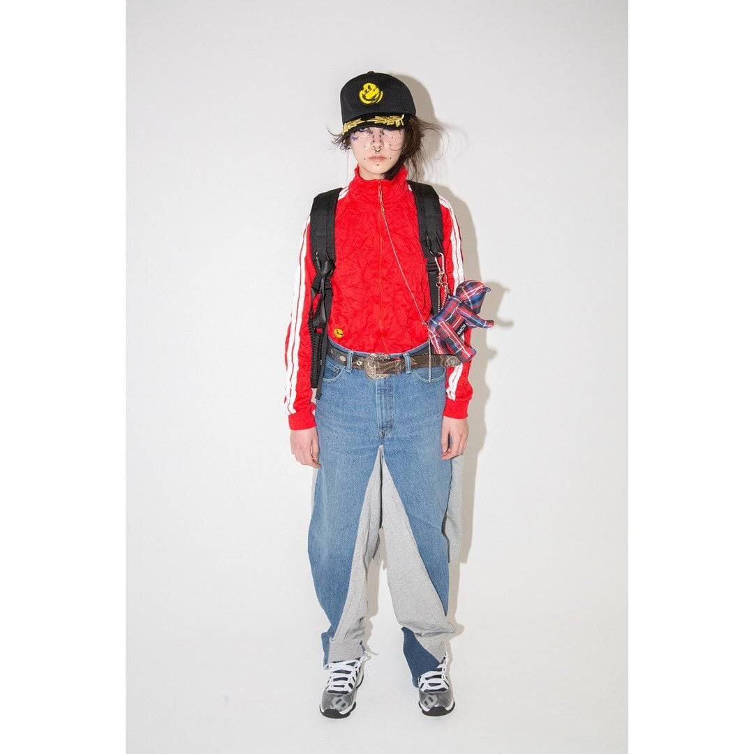 BODYSONG. LIKE A BALE VINTAGE TJ (RED) SKU: BS239204 | IAAAM