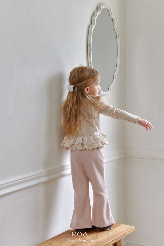 【1/27〆予約】<Roa>  Spring lace frill T