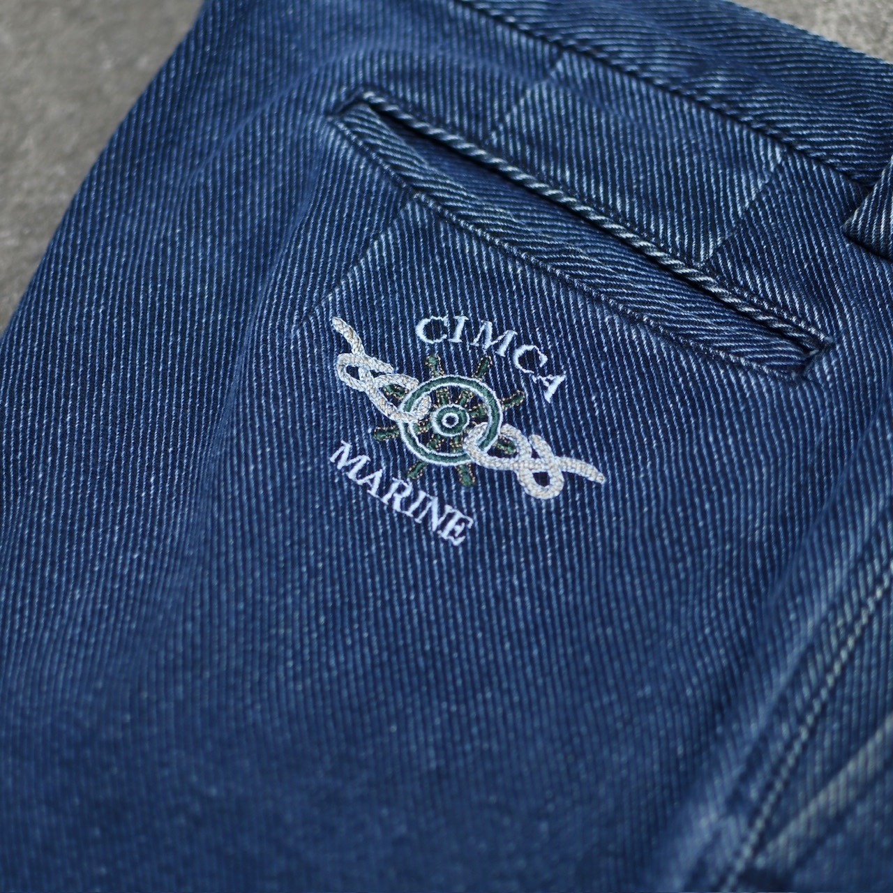 2tuck denim slacks