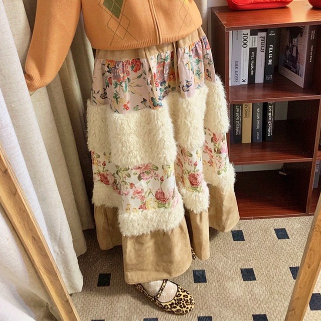vintage floral fluffy patchwork design skirt  e1786