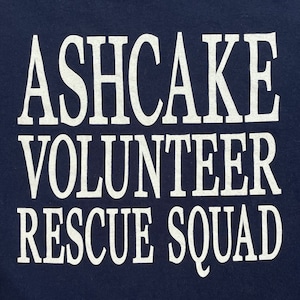 【GILDAN】ボランティア救助隊 XL ビッグサイズ ワンポイント ロゴ Tシャツ バックプリント ネイビー ashcake volunteer rescue squad 半袖 us古着