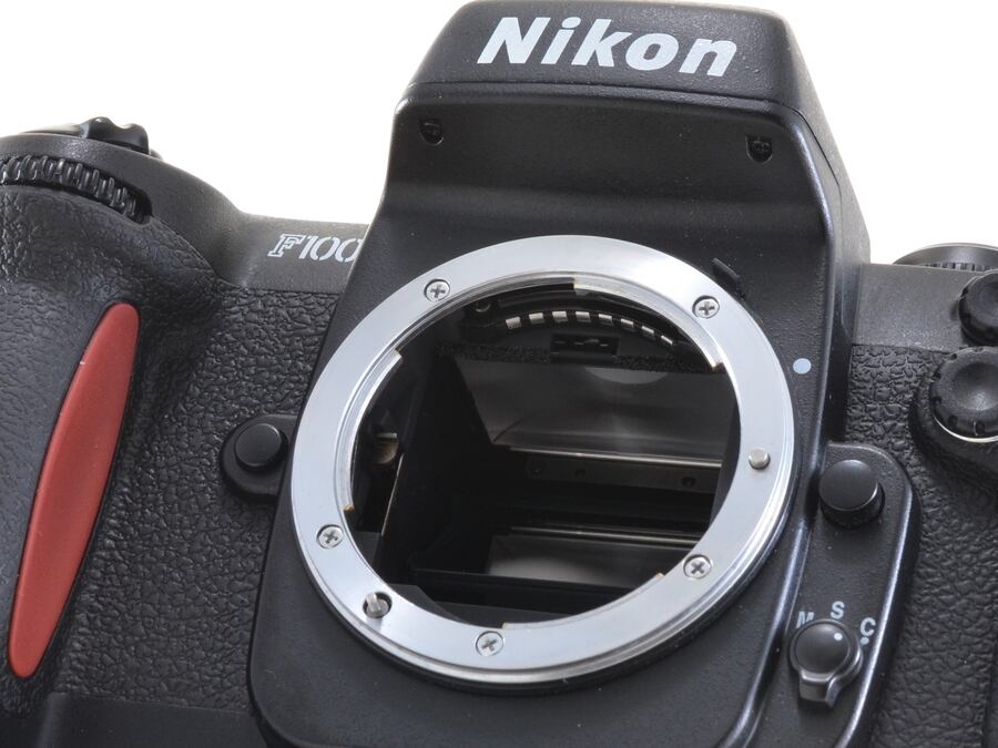 Nikon F100 ボディ MB-15付 ボディ ニコン（50916） | サンライズ ...