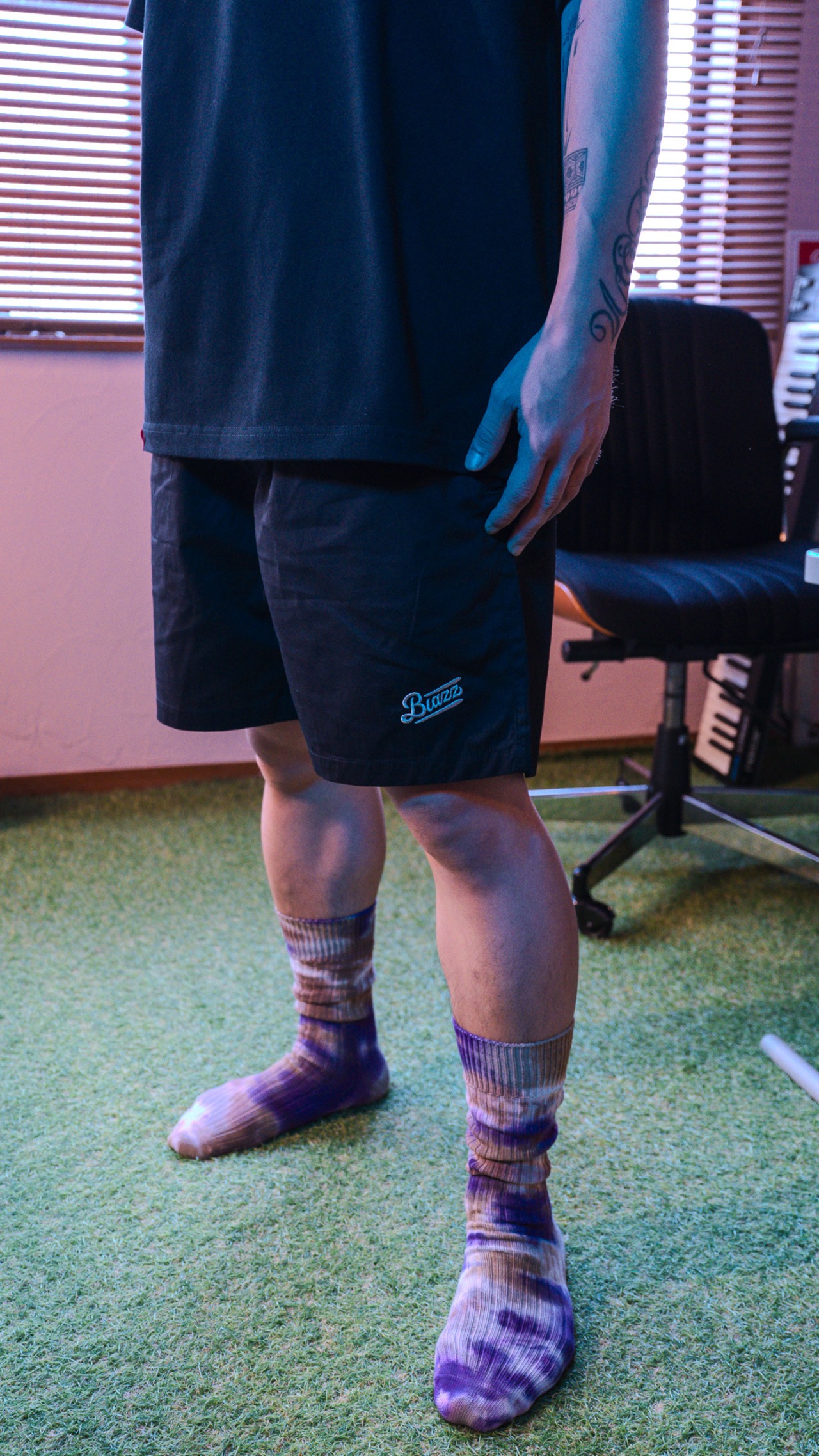 Logo Light Weight Shorts [BLACK]