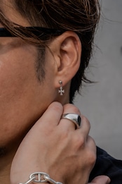 【Cross Sway Pierce】 / SILVER
