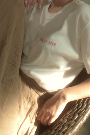 "kea me" reverse logo tee