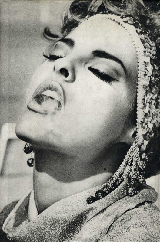 SNAPS Ellen Von Unwerth